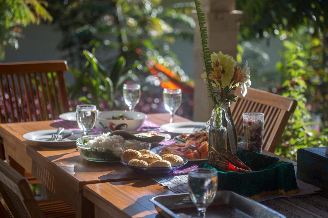 Ara Garden Inn, Accommodation, Yoga Studio & Spa Рутенг Екстериор снимка